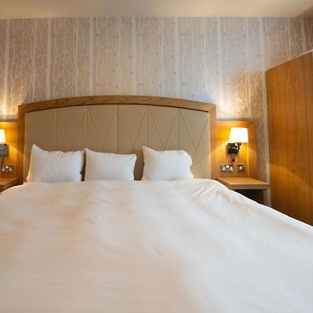 Sandford House Hotel Wetherspoon Huntingdon Buitenkant foto