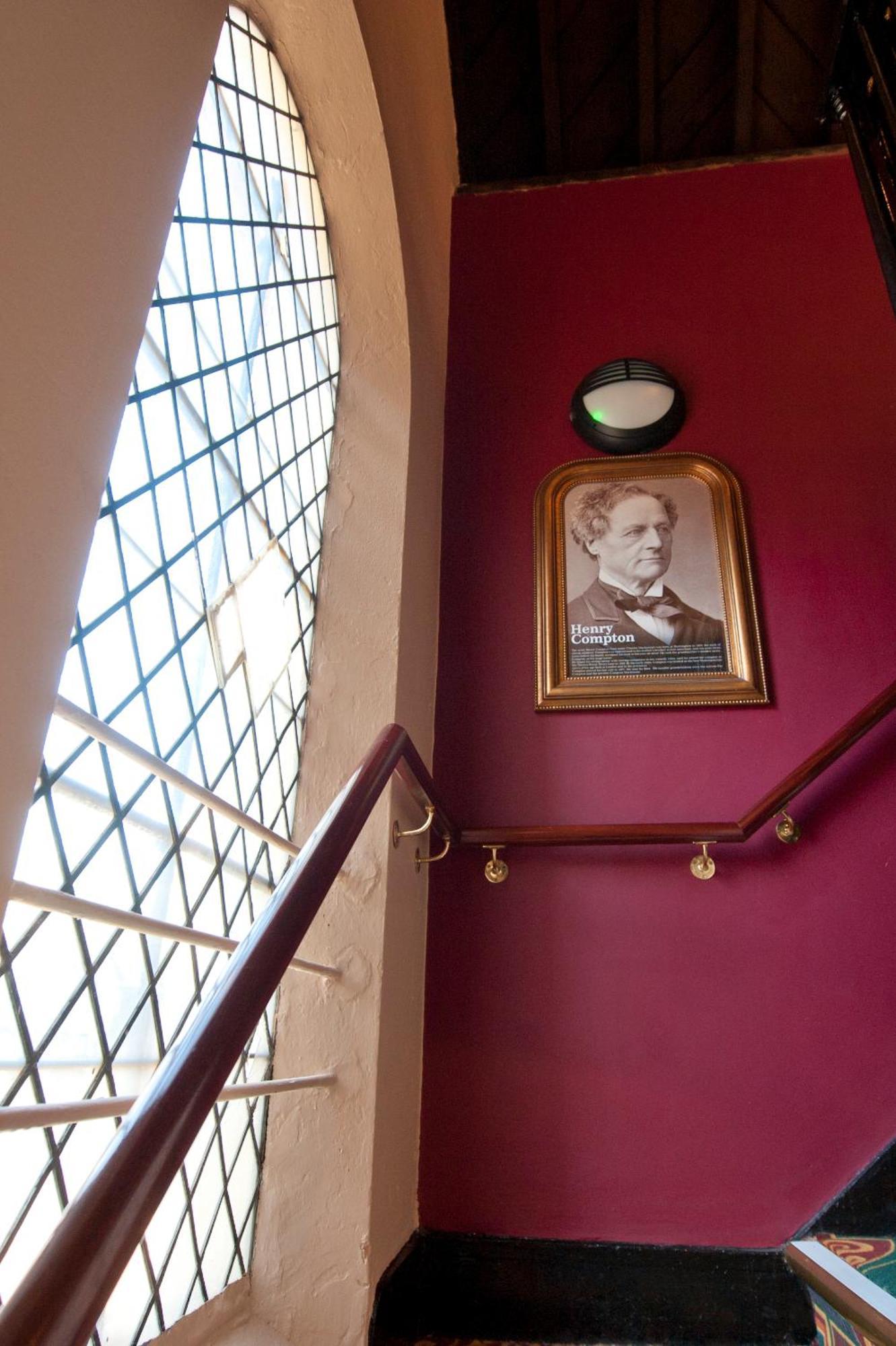 Sandford House Hotel Wetherspoon Huntingdon Buitenkant foto