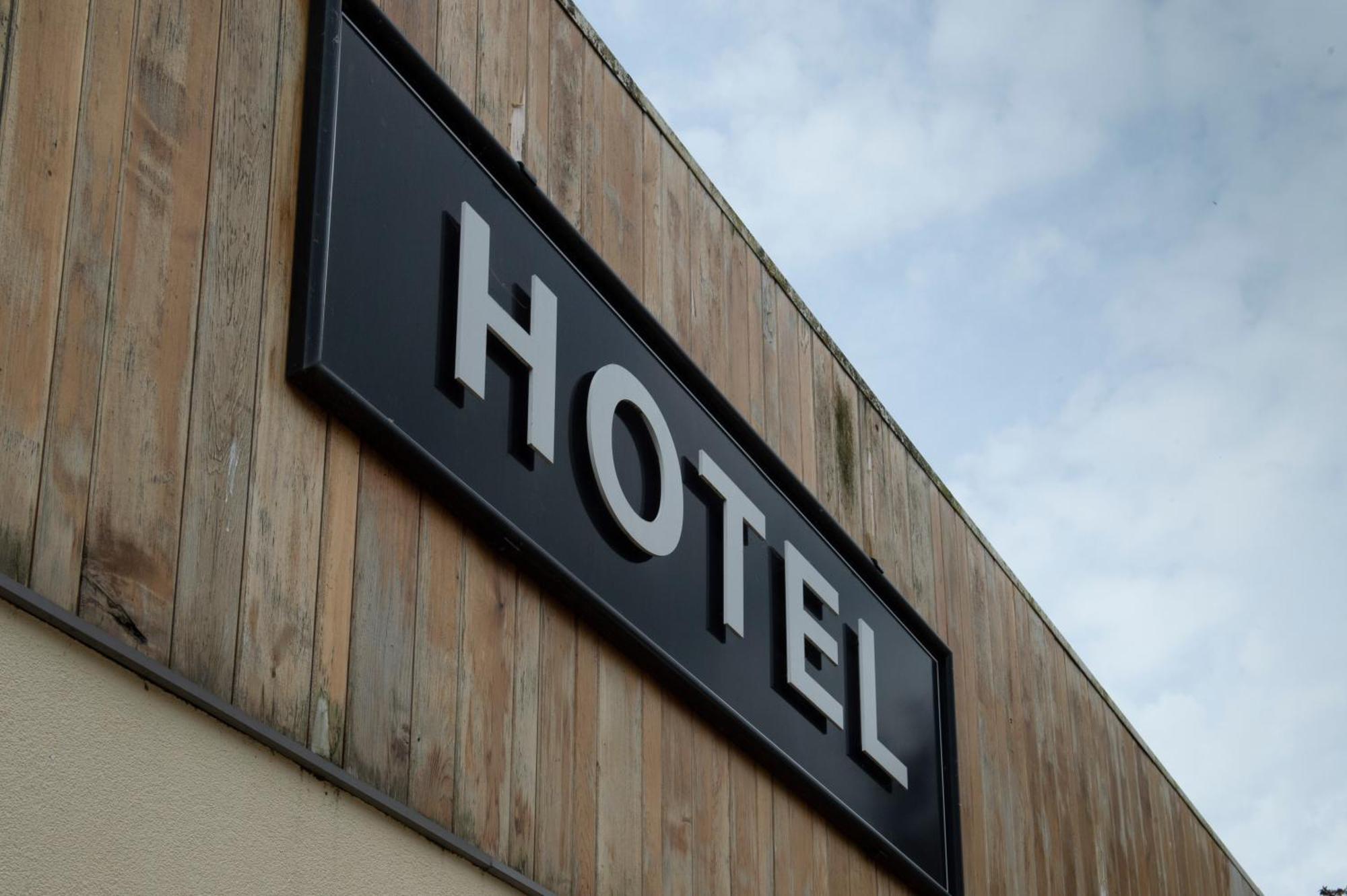 Sandford House Hotel Wetherspoon Huntingdon Buitenkant foto